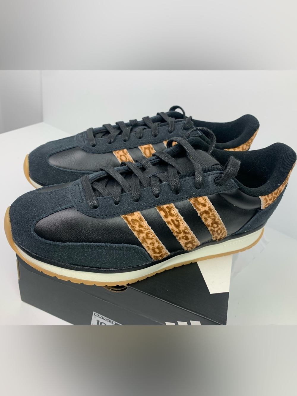 adidas Run 70s 2.0 Womens Sneaker US 10 Black Leather Leopard Print Calf Fur